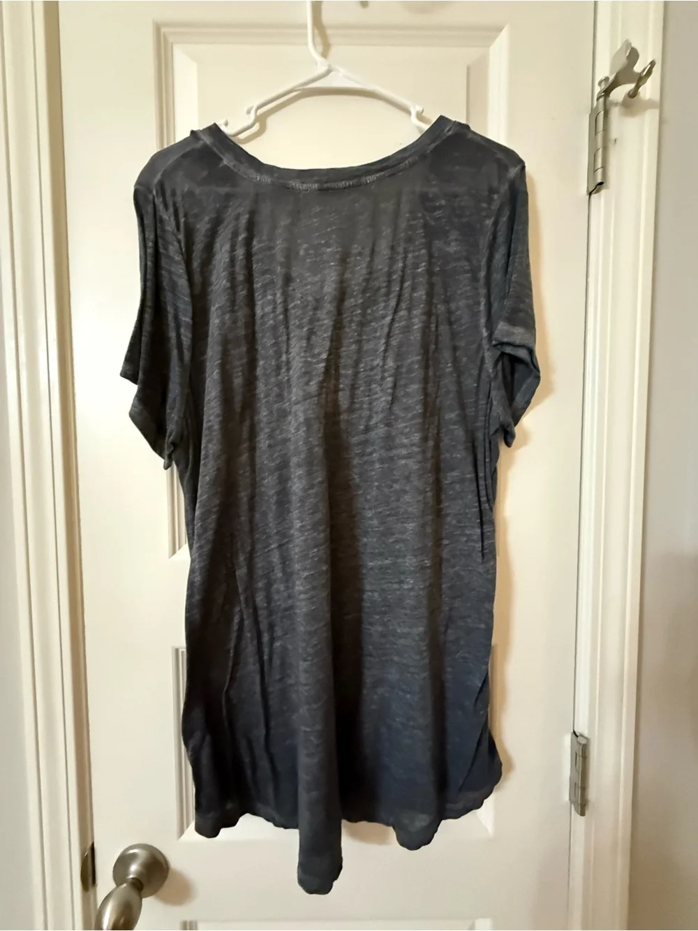 torrid Charcoal Gray V-Neck Short Sleeve Tunic with Subtle Tiger Motif - Picture 6 of 6